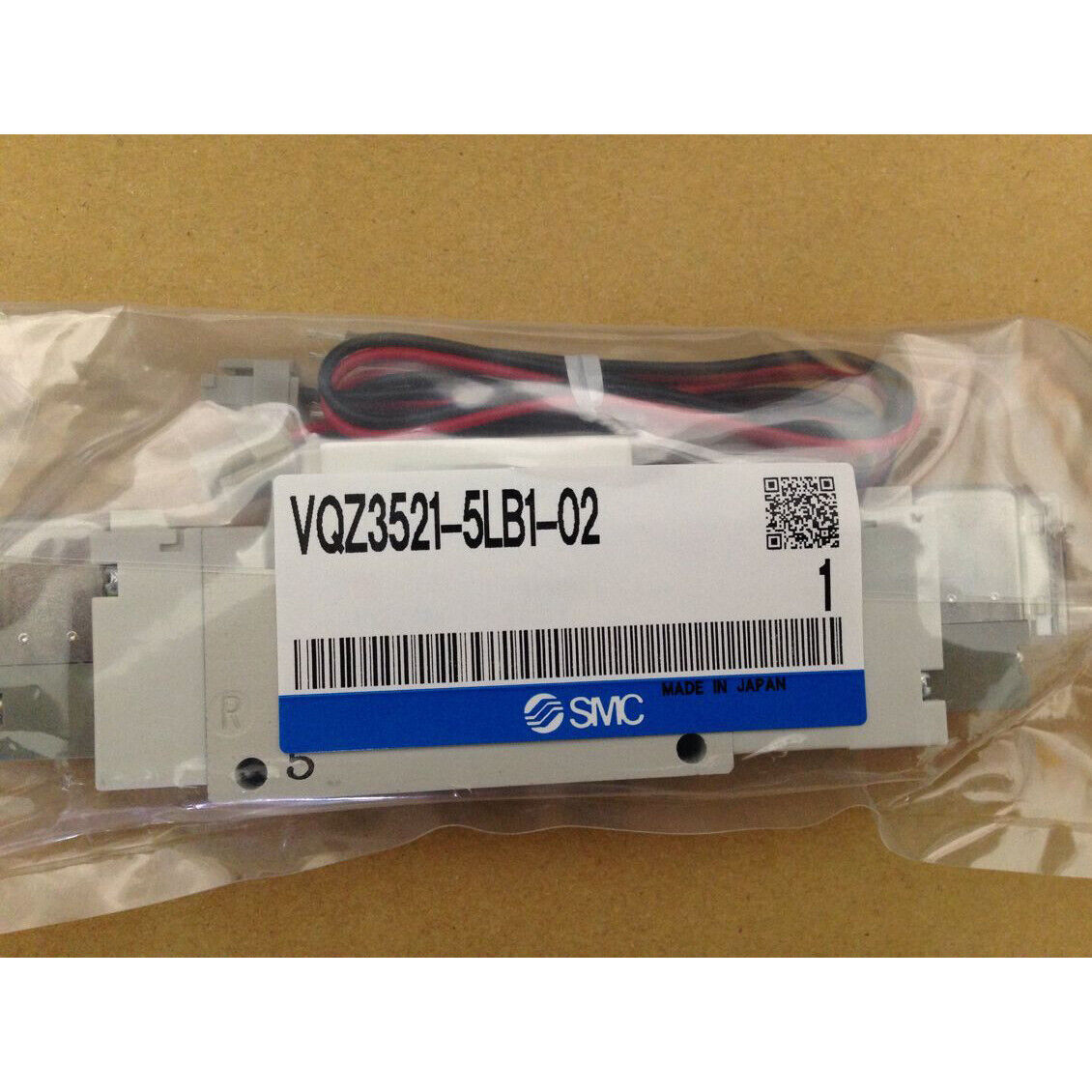 New ONE SMC Solenoid Valve VQZ3521-5LB1-02 - ONE