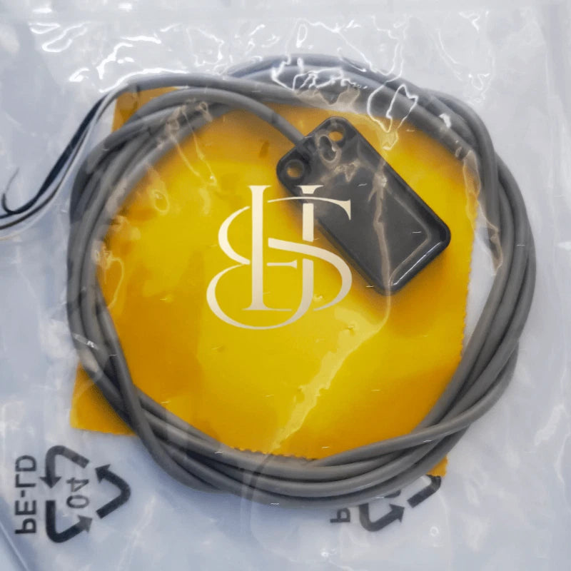 1PC Turck BI8-Q10-VP6X2 Proximity sensor Fast Delivery BI8Q10VP6X2