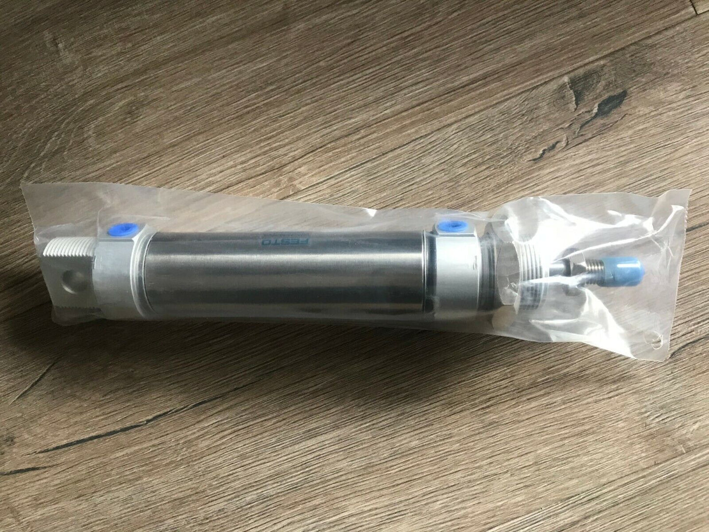 1PCS FESTO DSNU-32-80-PPV-A cylinder free shipping