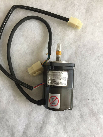 1PC YASKAWA AC SERVO MOTOR SGM-A5A3NT14