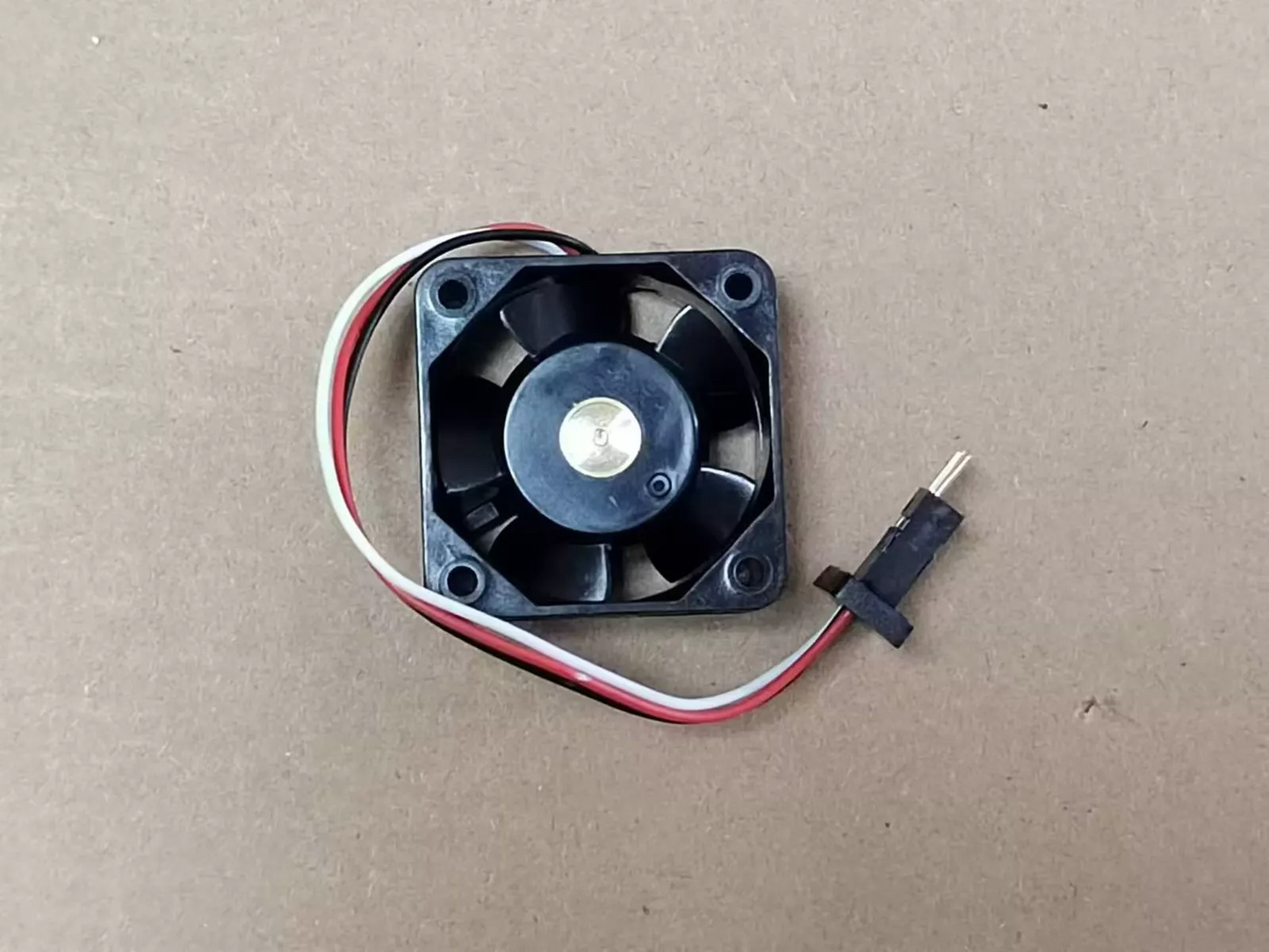 new 9WF0424F6D03 SANYO DENKI FAN SAN ACE 20