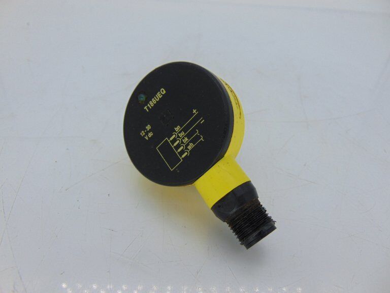 BANNER ENGINEERING T186UEQ SENSOR - Infrared Temperature Sensor with ±2°C Accuracy and 16-Bit Resolution - BANNER ENGINEERING