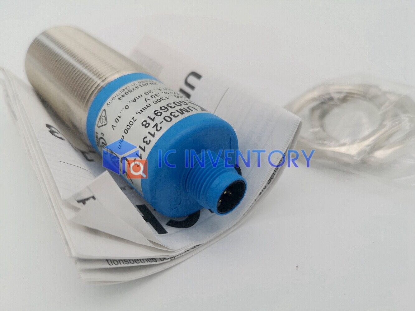 new SICK UM30213113 UM30-213113 ULTRASONIC SENSOR 0-10V 4-20 mA - SICK