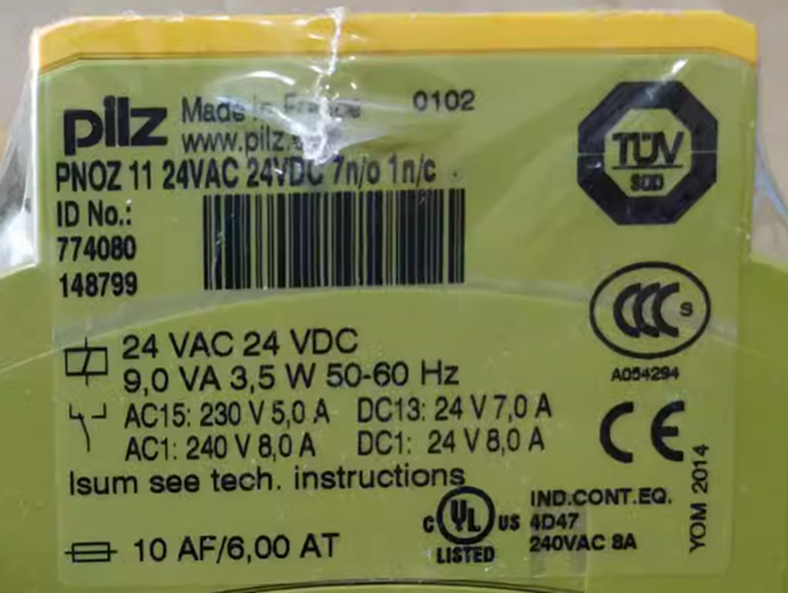 NEW Pilz 774080 safety module PNOZ 11 24VAC 24VDC SHIP Pilz