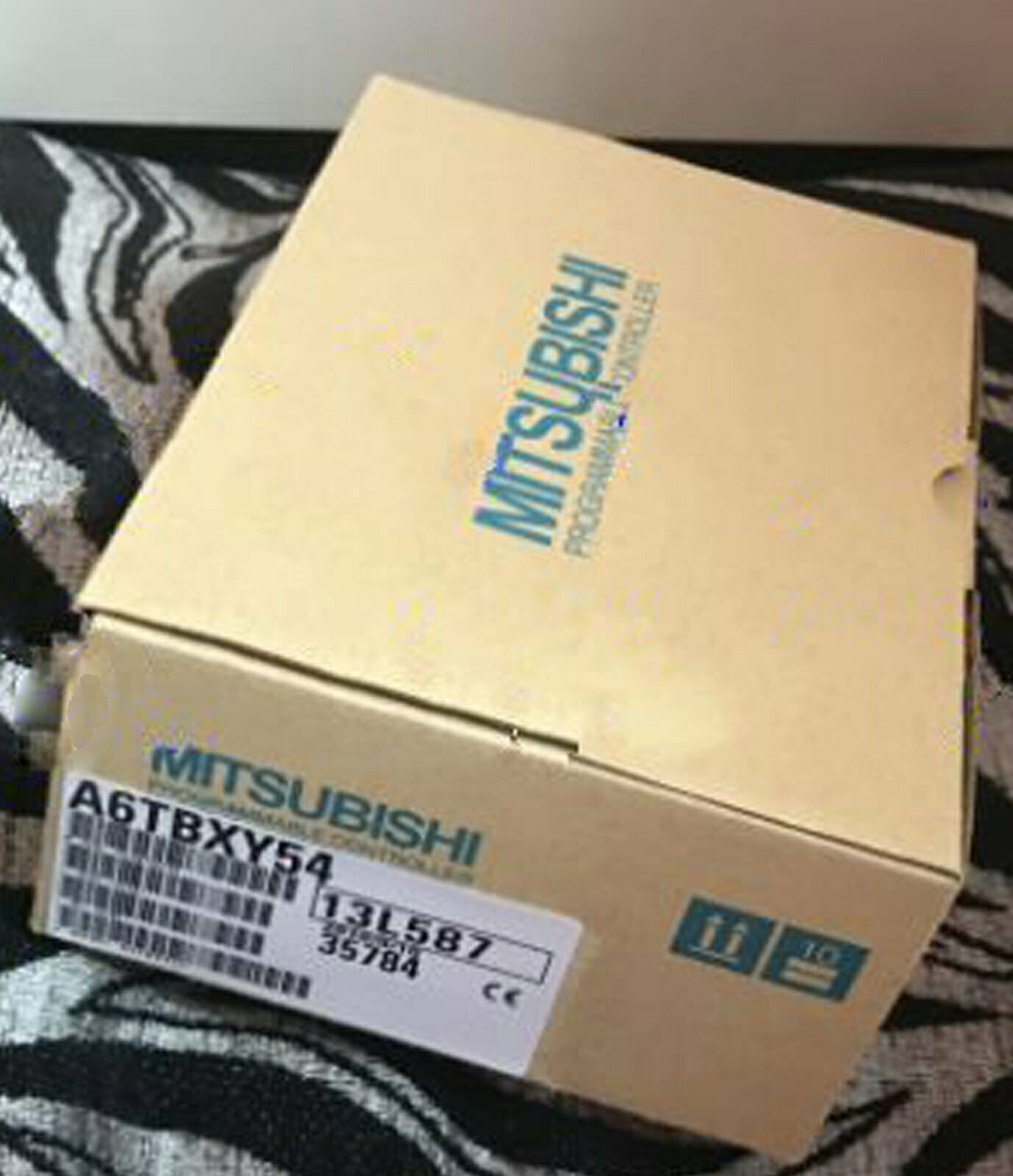 Mitsubishi A6TBXY54 Terminal Block - MITSUBISHI