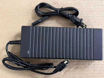 Applicable For GE vivid i Color Ultrasound Charger Adapter TWADP100 4pin US Plug