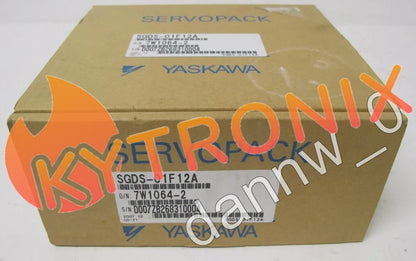 1PC Yaskawa SGDS-01F12A SGDS01F12A Servo Driver