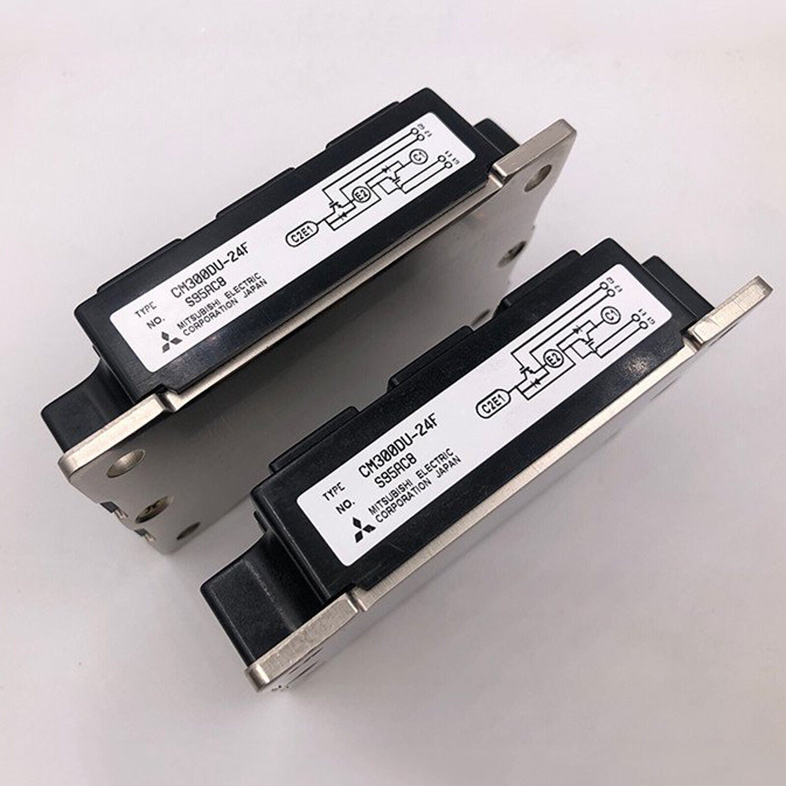 Mitsubishi IGBT Module CM300DU-24F - MITSUBISHI