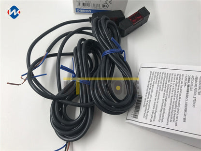 1pcs Omron E3S-AT81