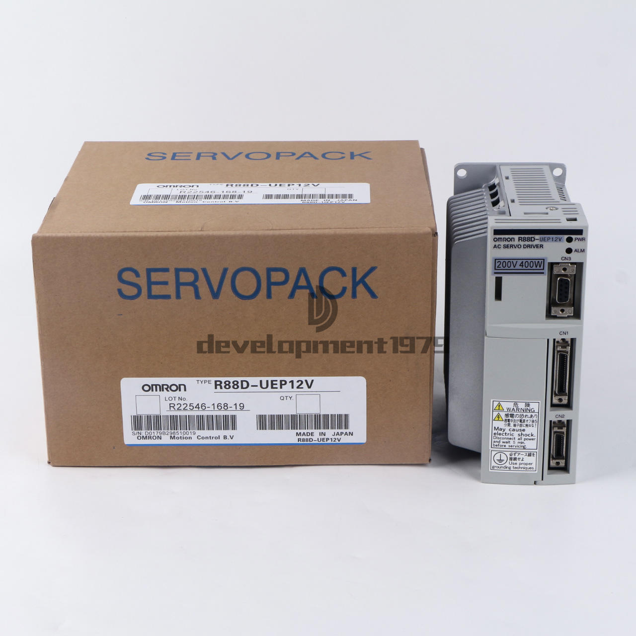 new ONE Omron R88D-UEP12V Servo Drive - OMRON