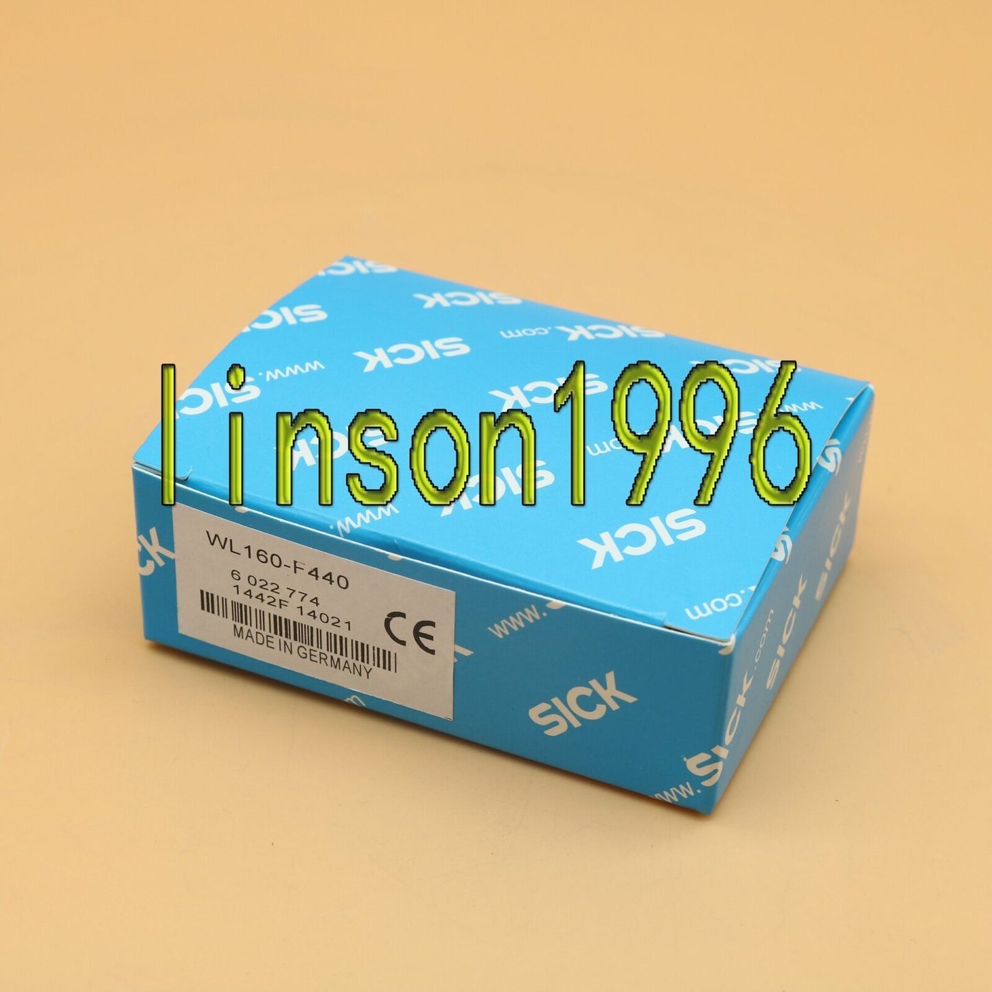 1PC Photoelectric Sensor WL160-F440 - SICK