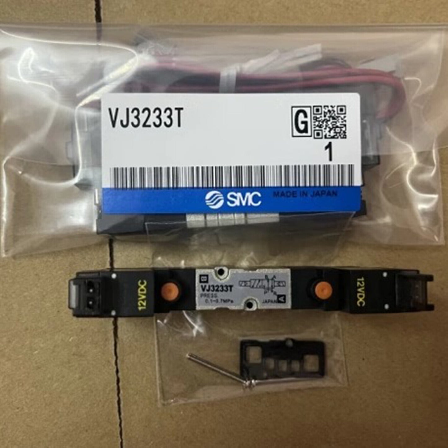 1PC SMC VJ3233T Solenoid valve Quality assurance #YP1
