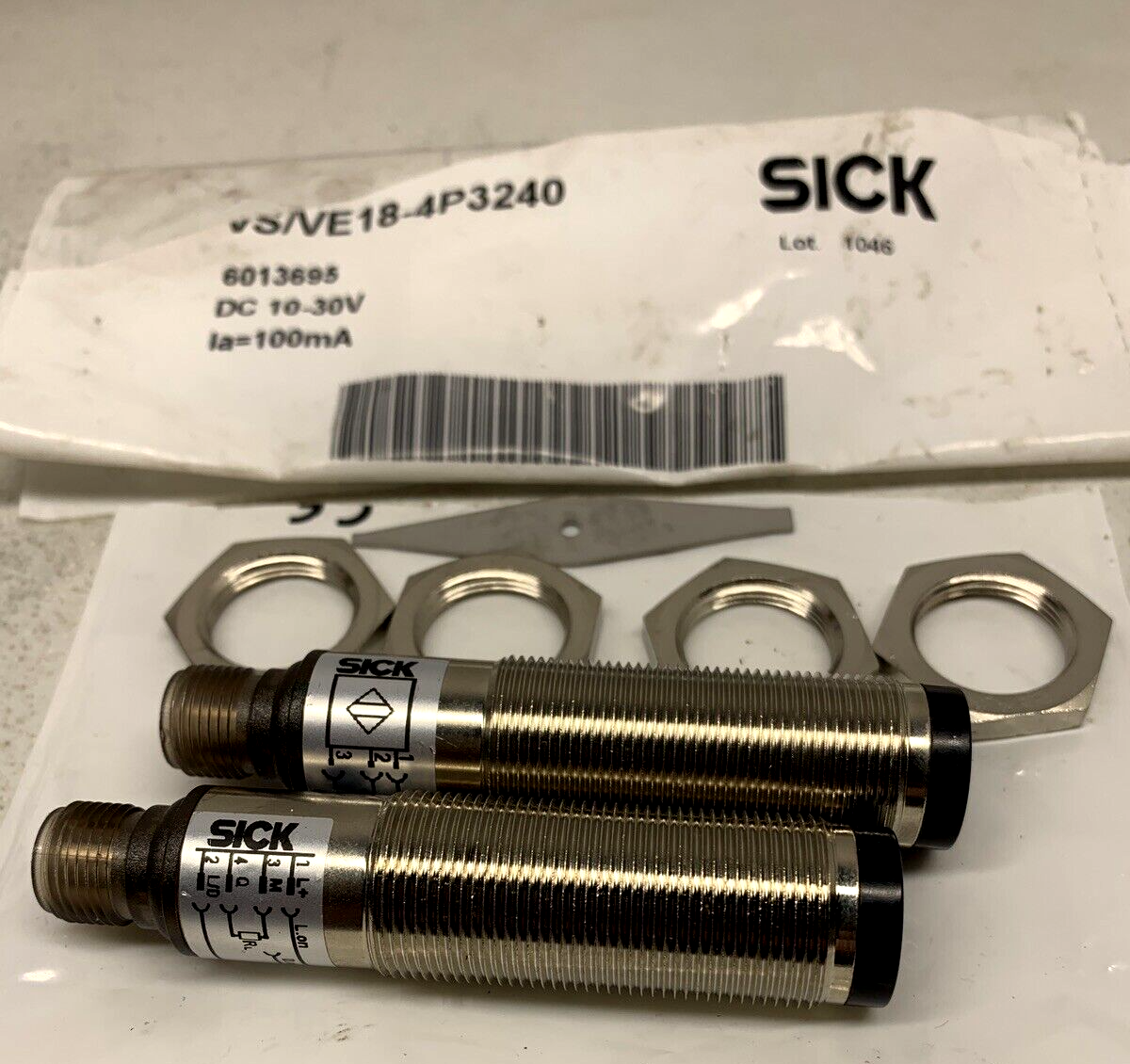 new SICK VS/VE18-4P3240 THROUGH BEAM SENSOR - SICK