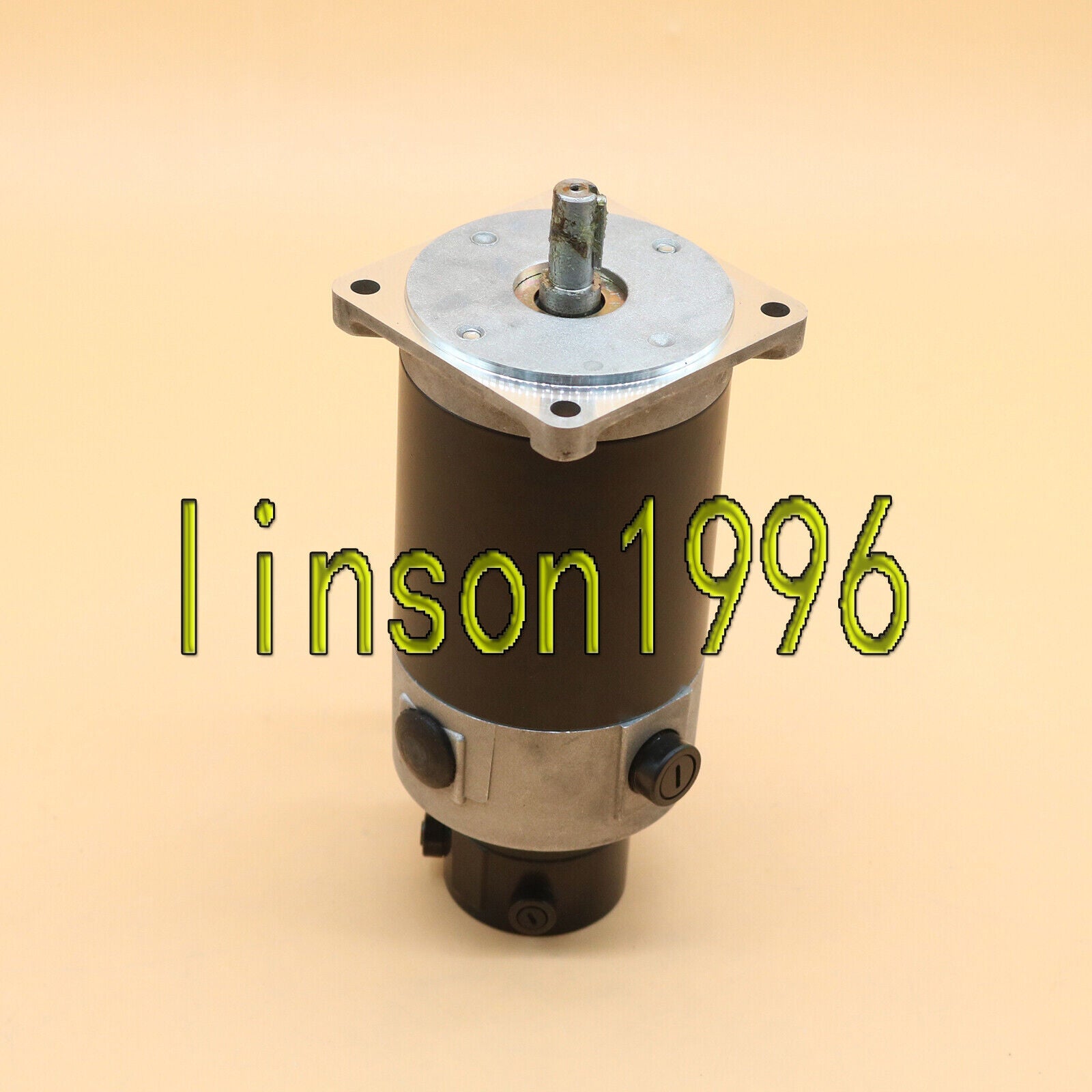 new 1pc  For SANYO M818T-031 Servo Motor One year SANYO