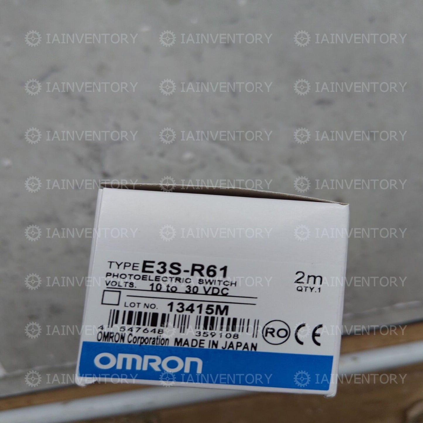 Omron E3S-R61 Photoelectric Sensor E3SR61 - OMRON