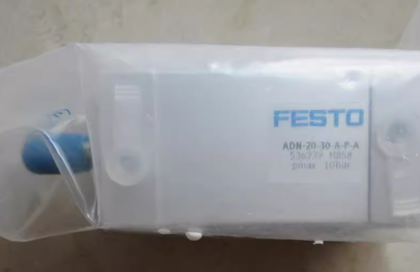 new FESTO ADN-20-30-A-P-A 536239 Pneumatic Cylinder - FESTO