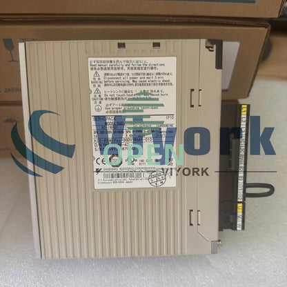 1PCS Yaskawa SGDV-1R6A11A SERVO DRIVE 3-PHASE 200-230VAC 50/60HZ