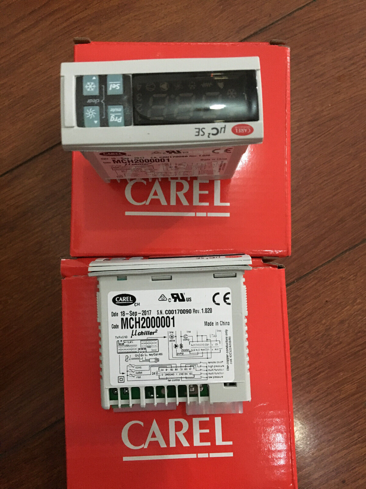 CAREL MCH2000001 Temperature Controller - CAREL