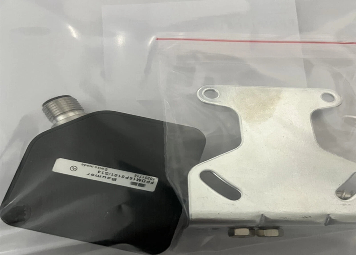 1PCS BAUMER FHDK-14P5101-S35A photoelectric sensor FHDK 14P5101/S35A - US#I