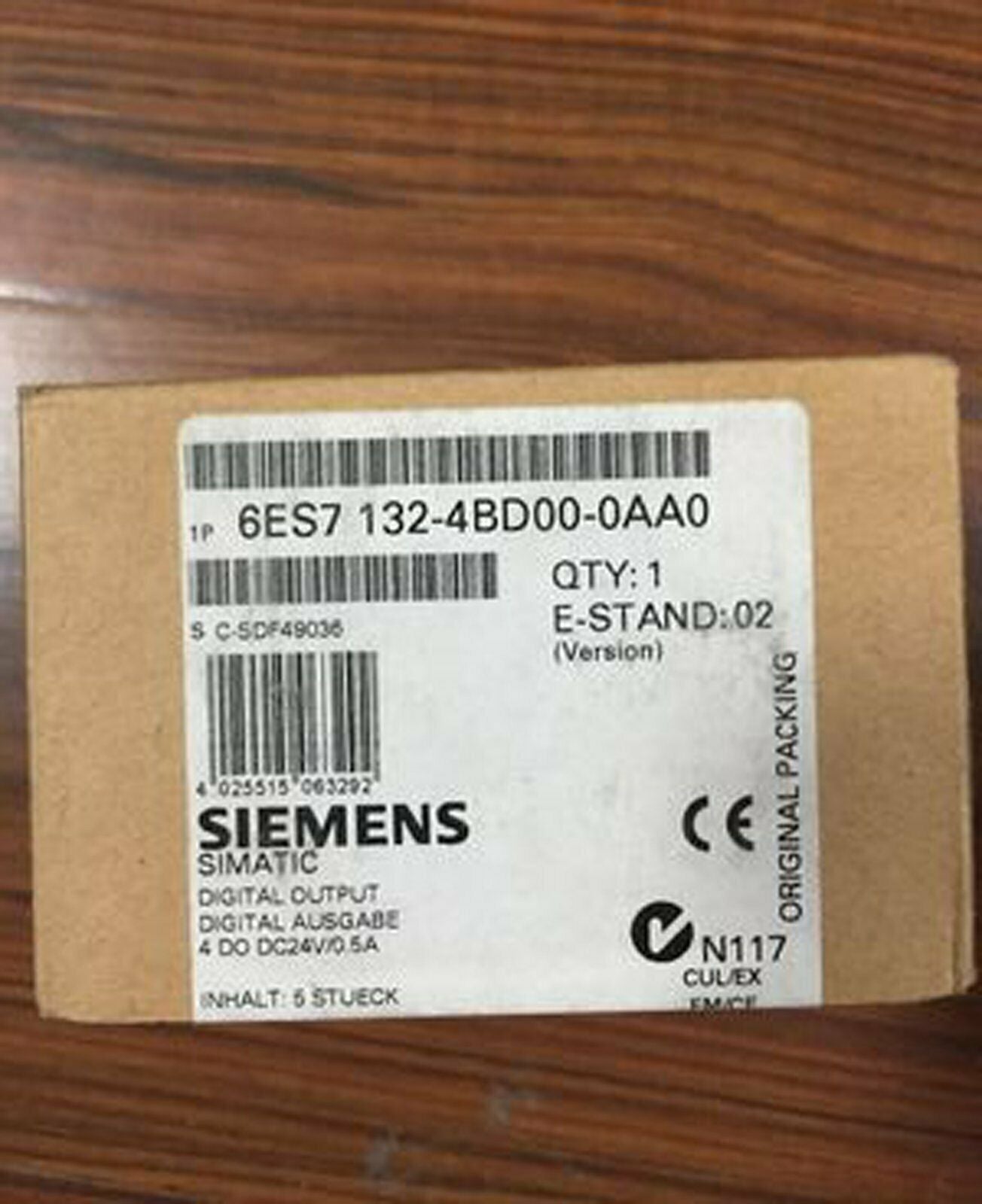 new  In Box Siemens 6ES7132-4BD00-0AA0 6ES7 132-4BD00-0AA0 One year