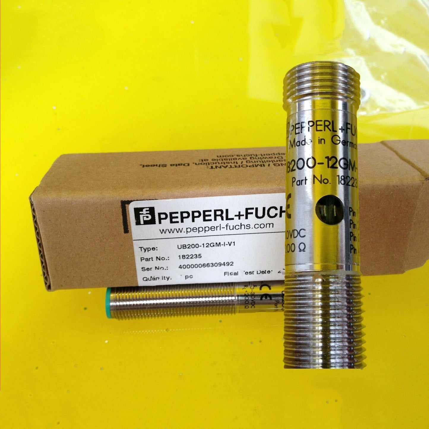 ONE PEPPERL+FUCHS UB200-12GM-I-V1 Proximity Sensor Box - PEPPERL+FUCHS