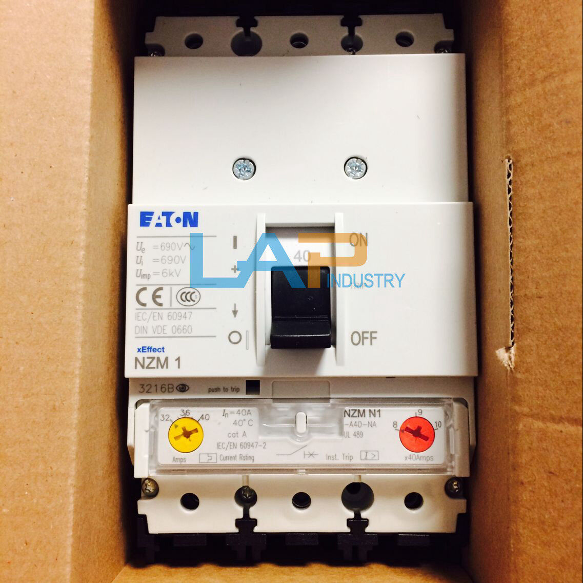 new  IN BOX EATON MOELLER Molded Case Circuit Breaker LZMB1-A40