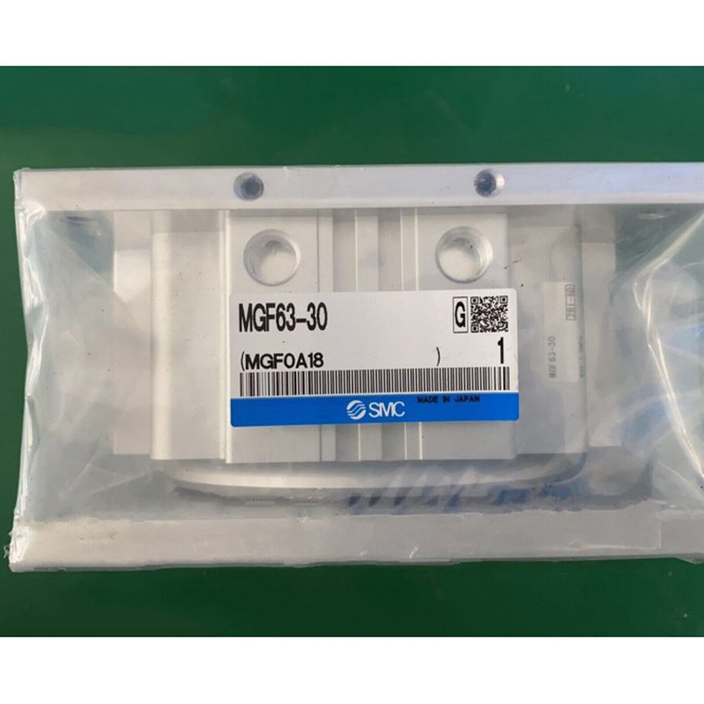 ONE SMC Desktop Guide Cylinder MGF63-30 - SMC