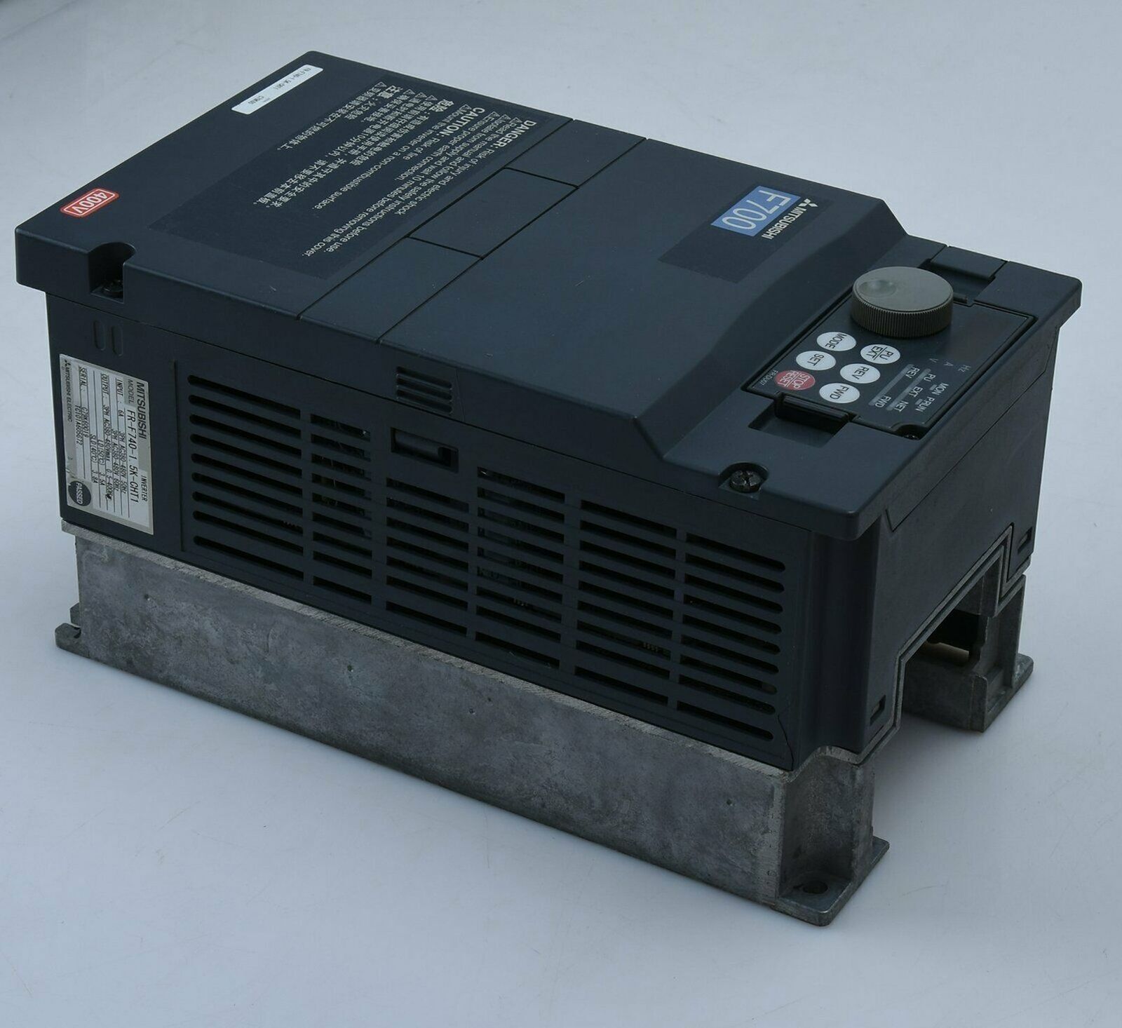 used ONE Mitsubishi inverter FR-F740-1.5K-CHT1 FRF7401.5KCHT1 Fully tested - MITSUBISHI