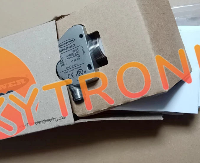 BANNER Q4XTILAF100-Q8 laser sensor