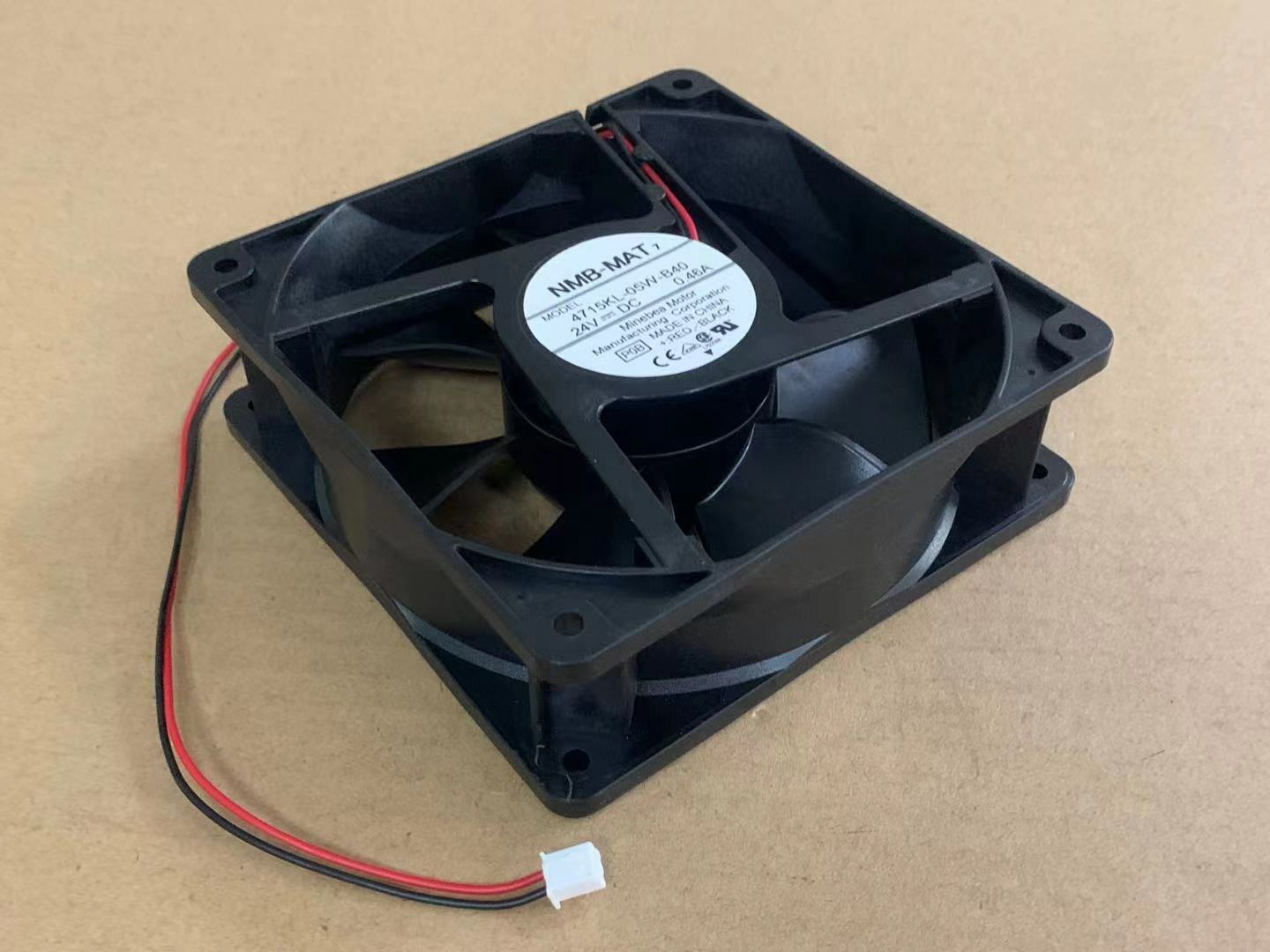 new 1pc NMB-MAT 4715KL-05W-B40 fan 120*120*38mm 2pin 24V 0.46A
