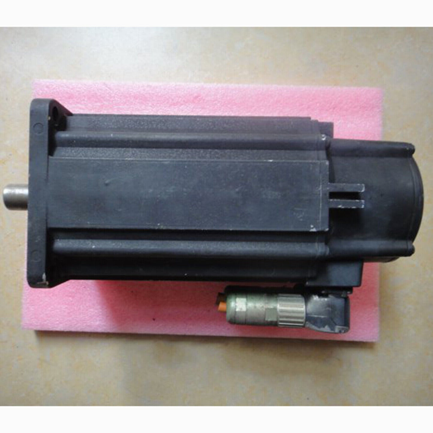 used 1pc Rexroth servo motor MSK076C-0300-NN-M1-UG1-NNNN fast Ship - REXROTH
