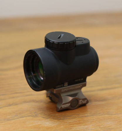 Trijicon MRO with Geissele Mount
