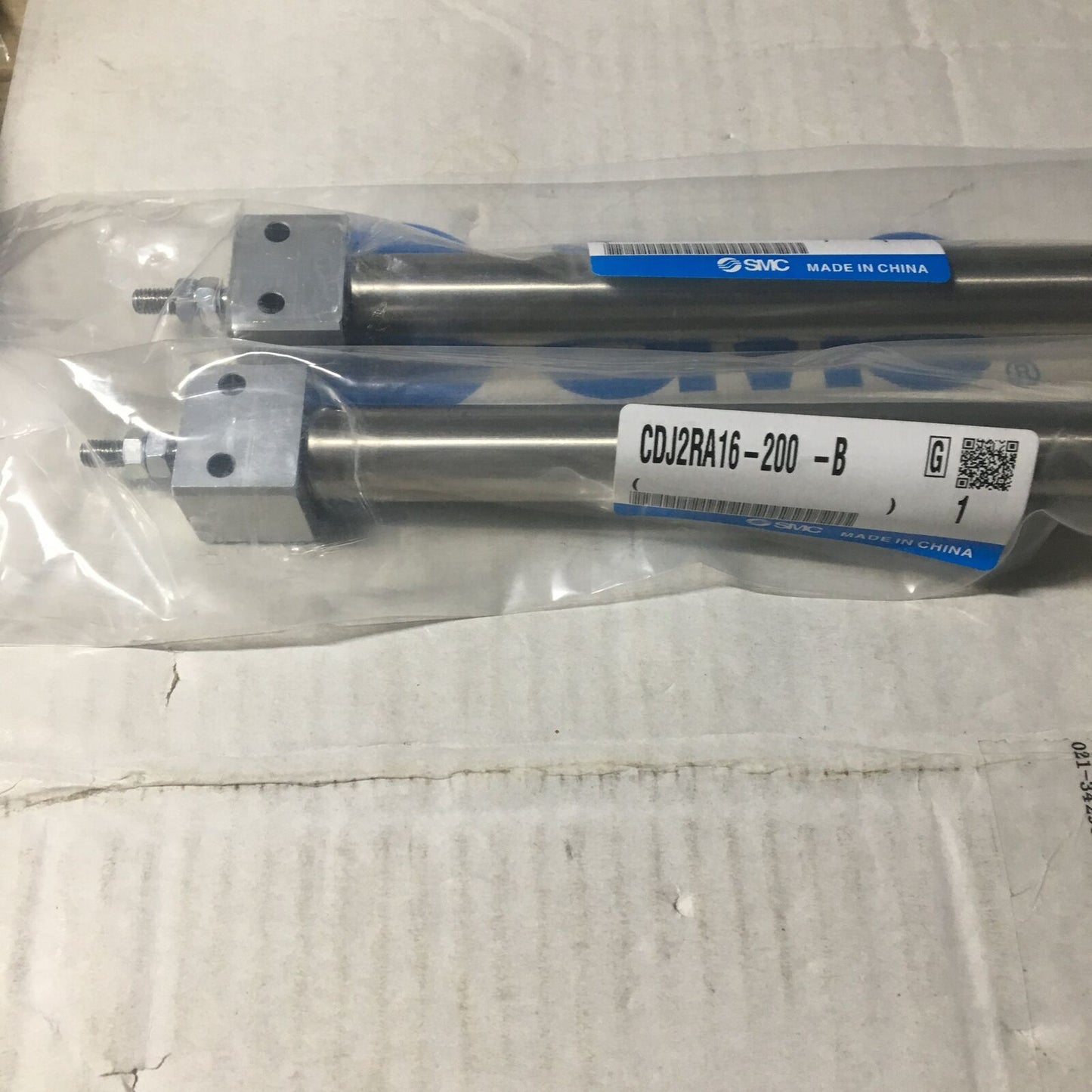 SMC Mini Cylinder CDJ2RA16-200-B 1PC Ship - SMC