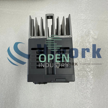 1PCS Mitsubishi FR-E720-030-NA INVERTER