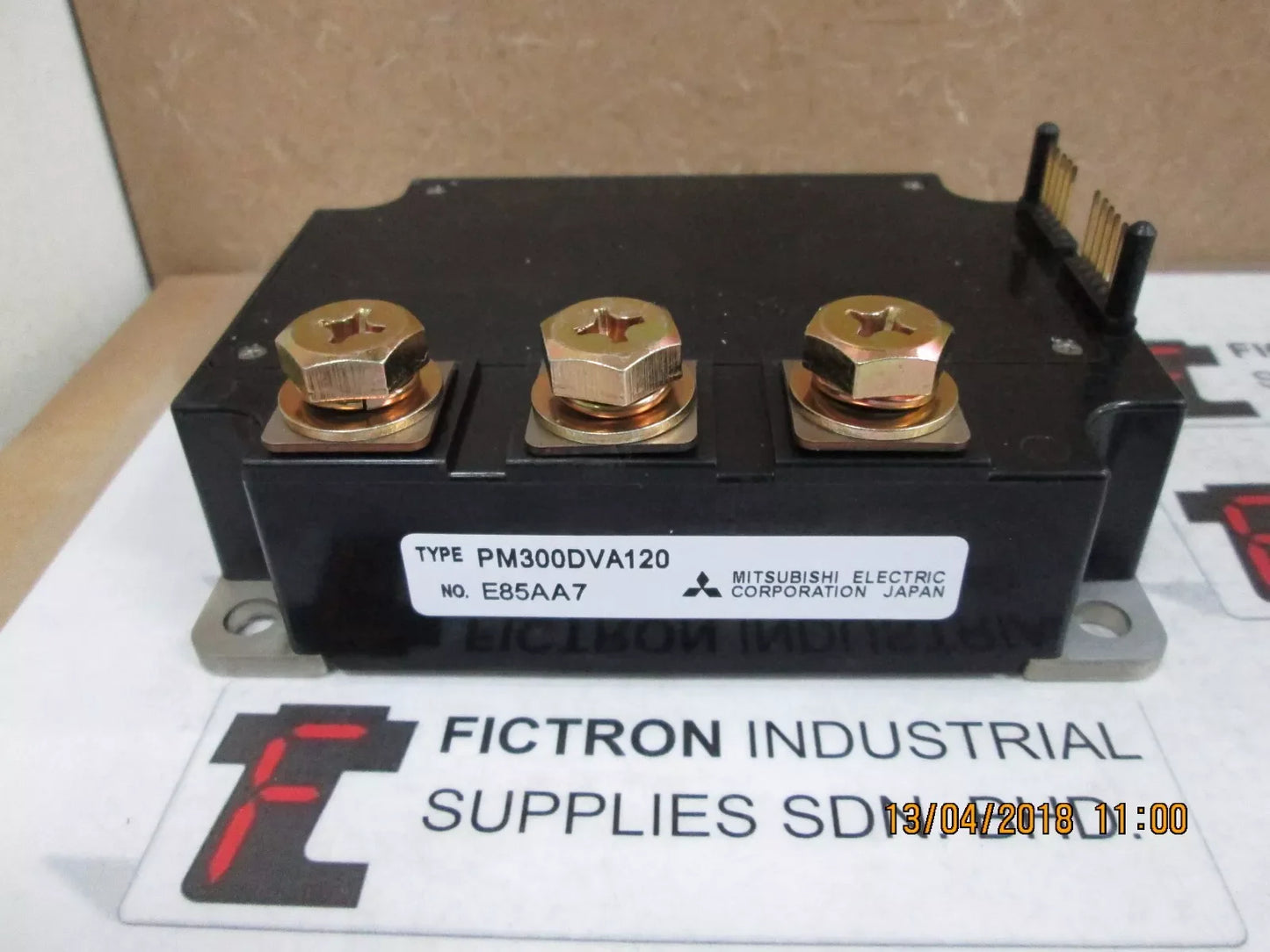 New Mitsubishi PM300DVA120 PM300DVA-120 Power module