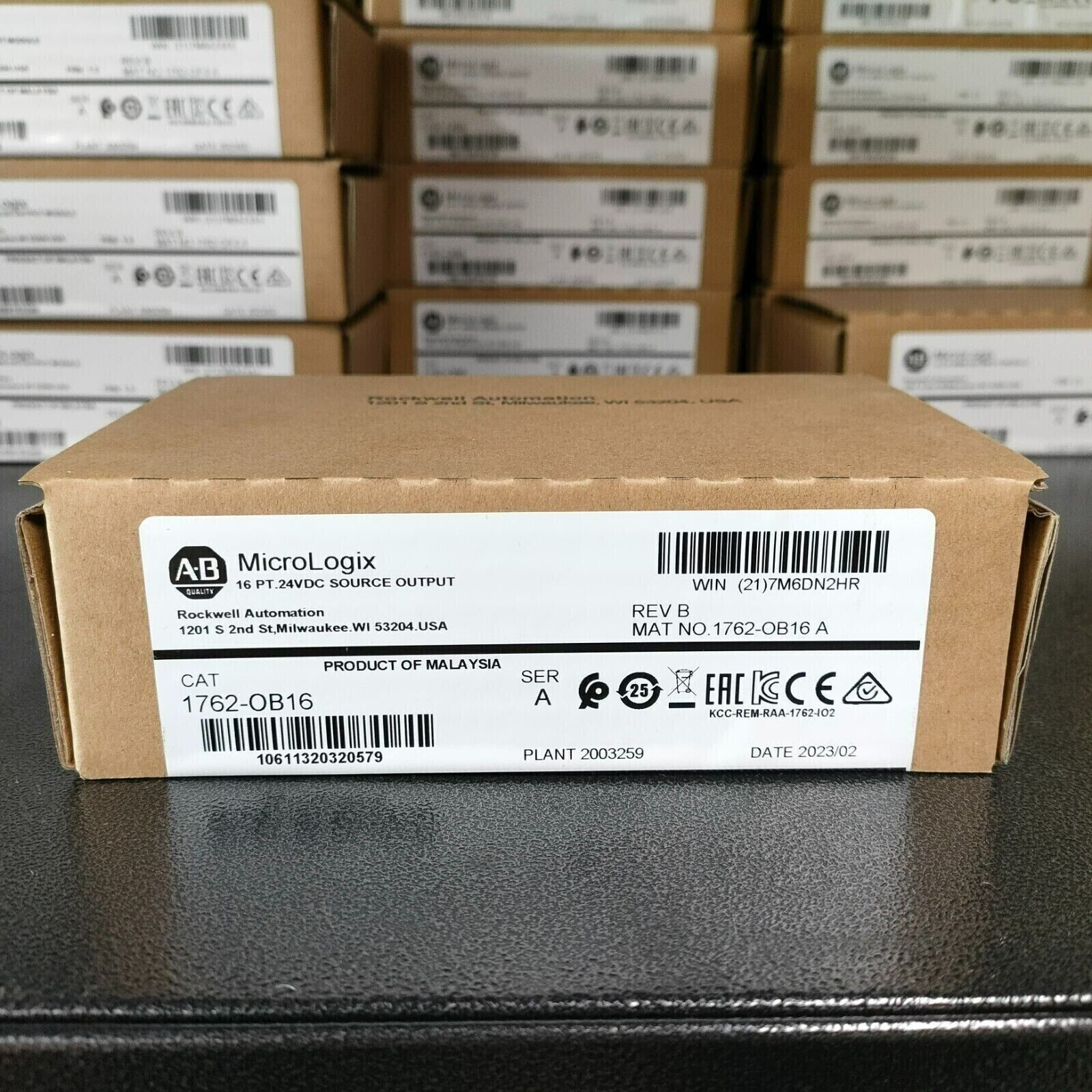 New Factory Sealed AB 1762-OB16 MicroLogix 16 Pt 24VDC Source Output Module - MICROLOGIX