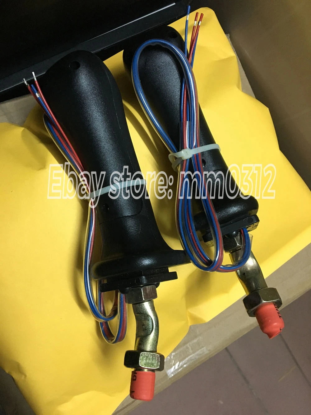 1pair excavator parts Doosan Daewoo DH60 / 80/220/225/258 / 300-7 joystick plast