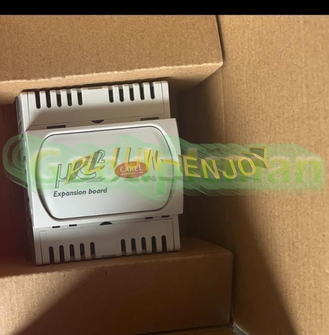 1PCS CAREL MCH2000021 controller