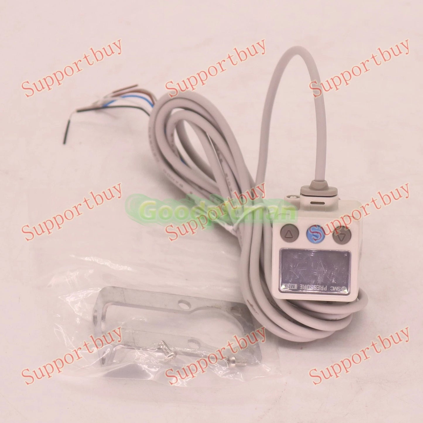 one smc Pressure switch IsE80-02-T-A-X501 SHIP