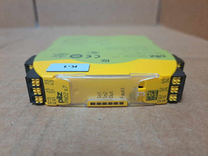 new Pilz Safety Relay PN0Z s7 C 24VDC Ident.No. 751107 - PILZ