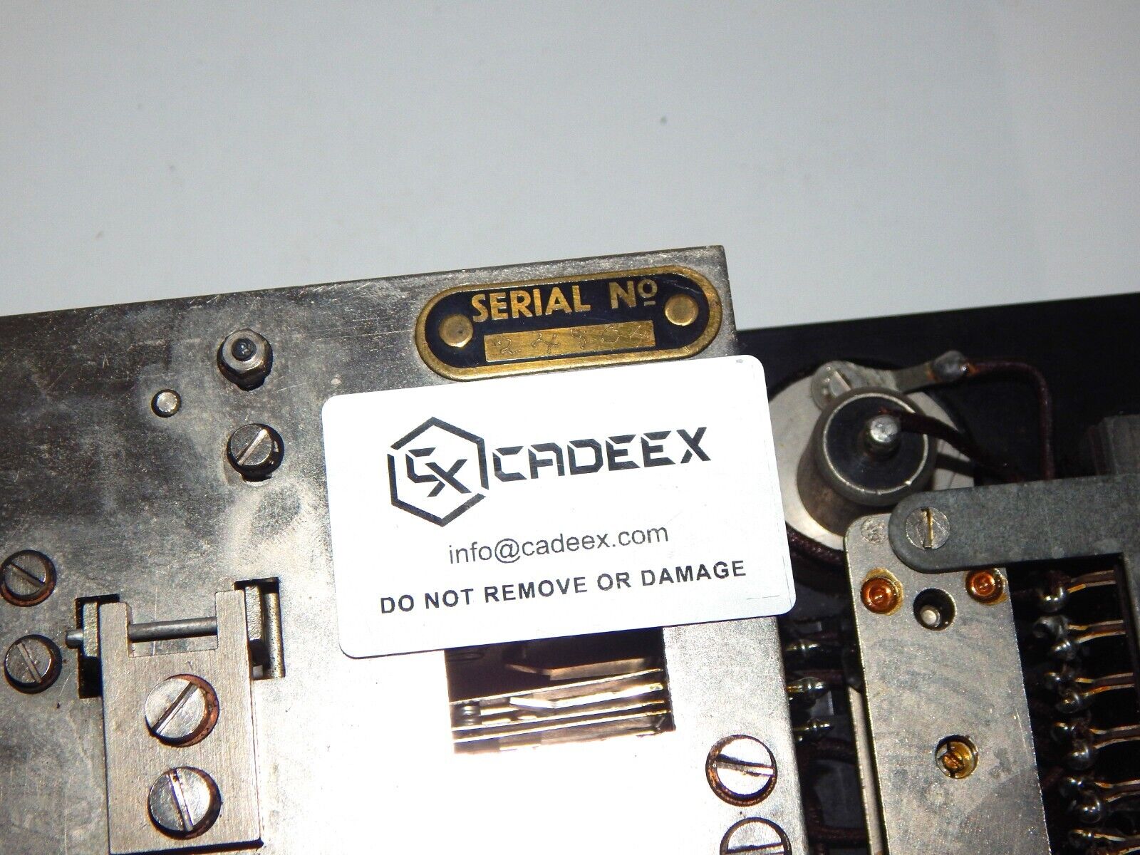 12V TYPE VI 5D/663 WWII Plane Bomber Distributor - KOEED