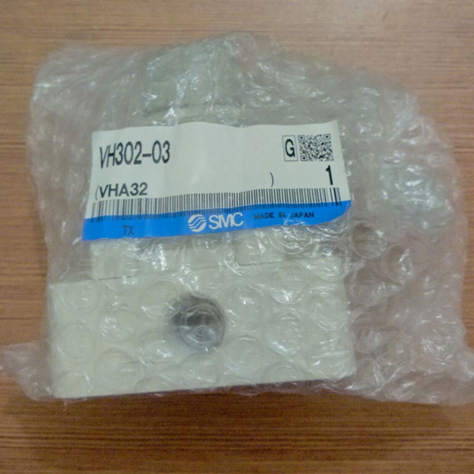 SMC pneumatic manual valve VH302-03 - SMC
