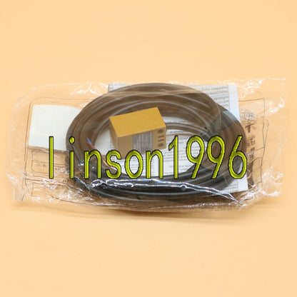 Omron TLQ5MB1Z Proximity Sensor - OMRON