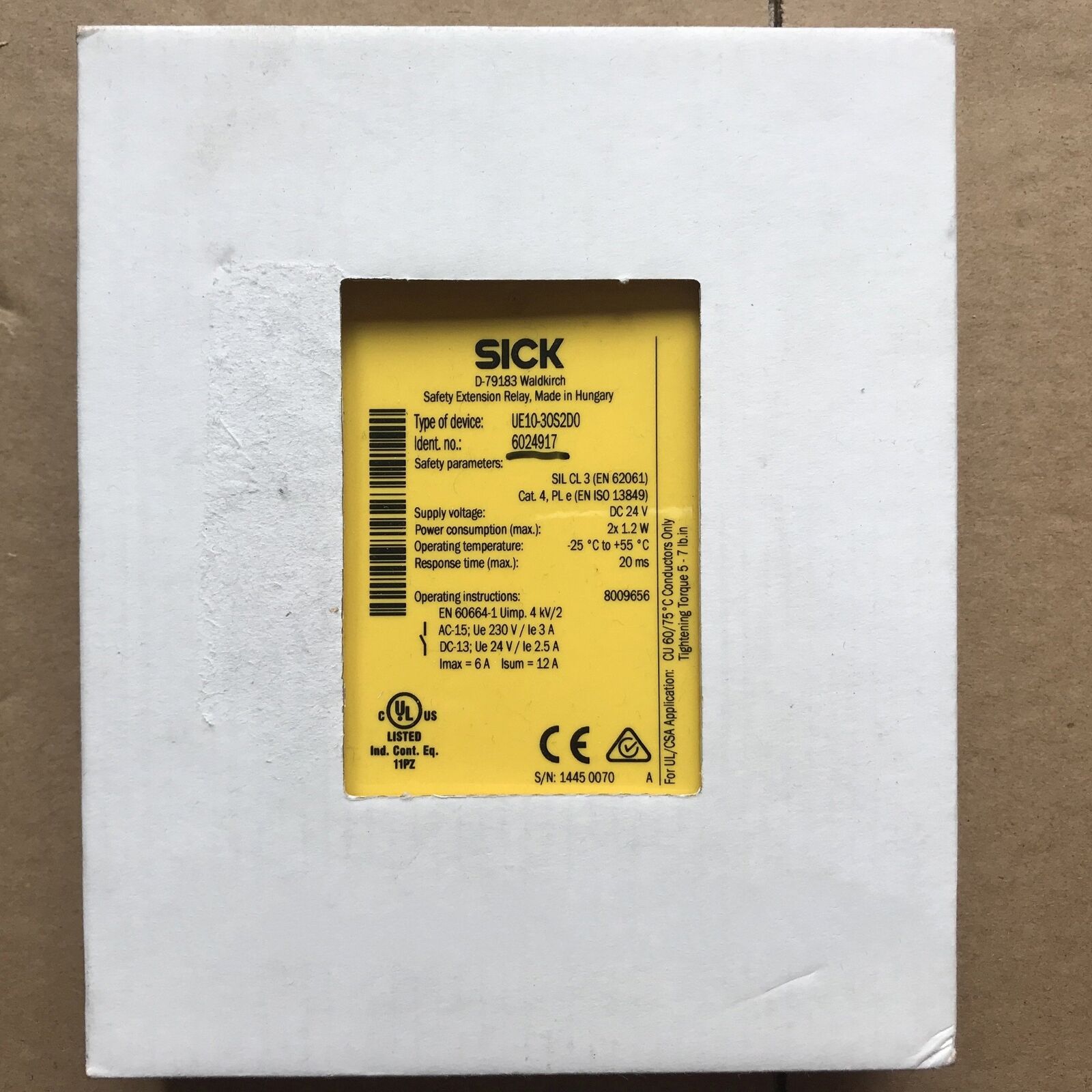 new 1 piece   sick UE10-30S2D0 safety relays in box ship