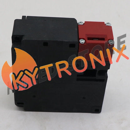 1PCS Omron D4NL-2AFA-B Safety Door Switch D4NL2AFAB