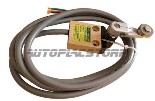 MOUJEN M4-4104 Limit Switch 5A 125 / 250 VAC~~US