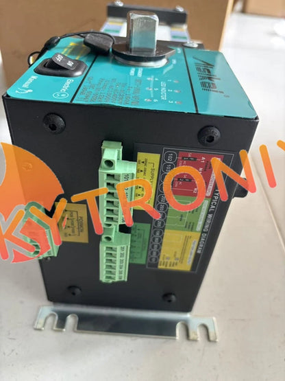 AISIKAI ATS Dual Power Automatic Transfer Switch 160A Switch SKT1-160/4P/M1