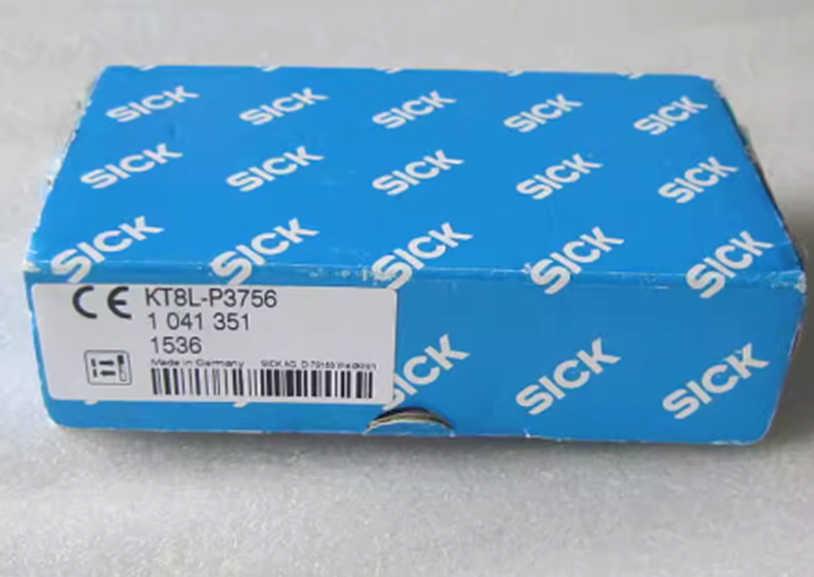 KT8L-P3756 1041351 Color Mark Sensor - SICK
