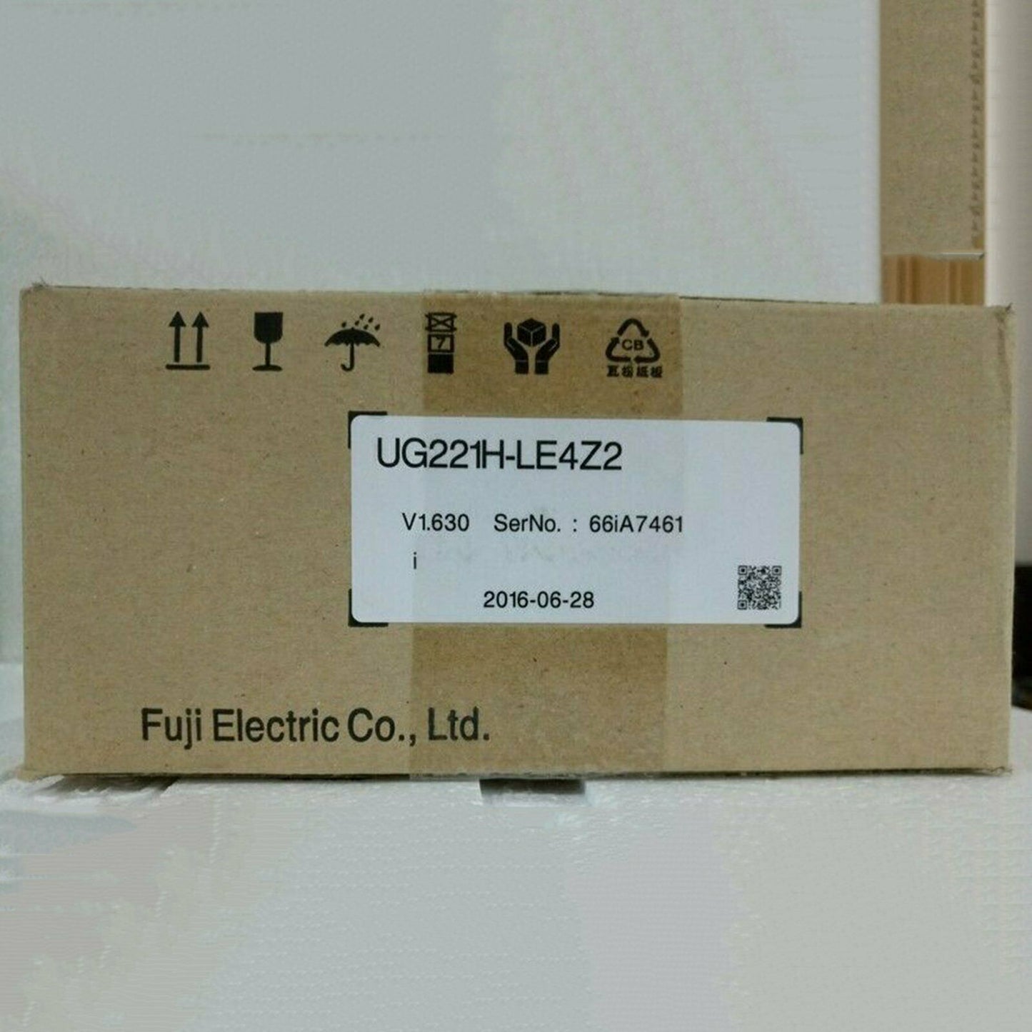 new One Fuji UG221H-LE4Z2 Touchscreen HMI Human Machine Interface Monitor In Box - ONE FUJI