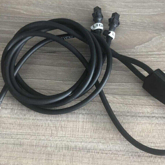 1PC CA-D1W Spot Light Source Cable Stock Used - KEYENCE CORPORATION
